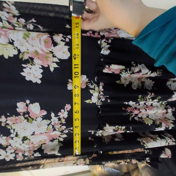 Floral Long Sleeve Dress - Picture 4 of 4